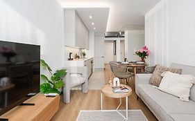 Lumina I Comfort 4-Room Apartment With Parking I Balcony I Ac I Sauna